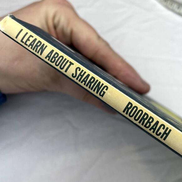 I Learn About Sharing Childrens Book Vintage 1968 Harriet Roorbach Illustrated - Picture 4 of 15